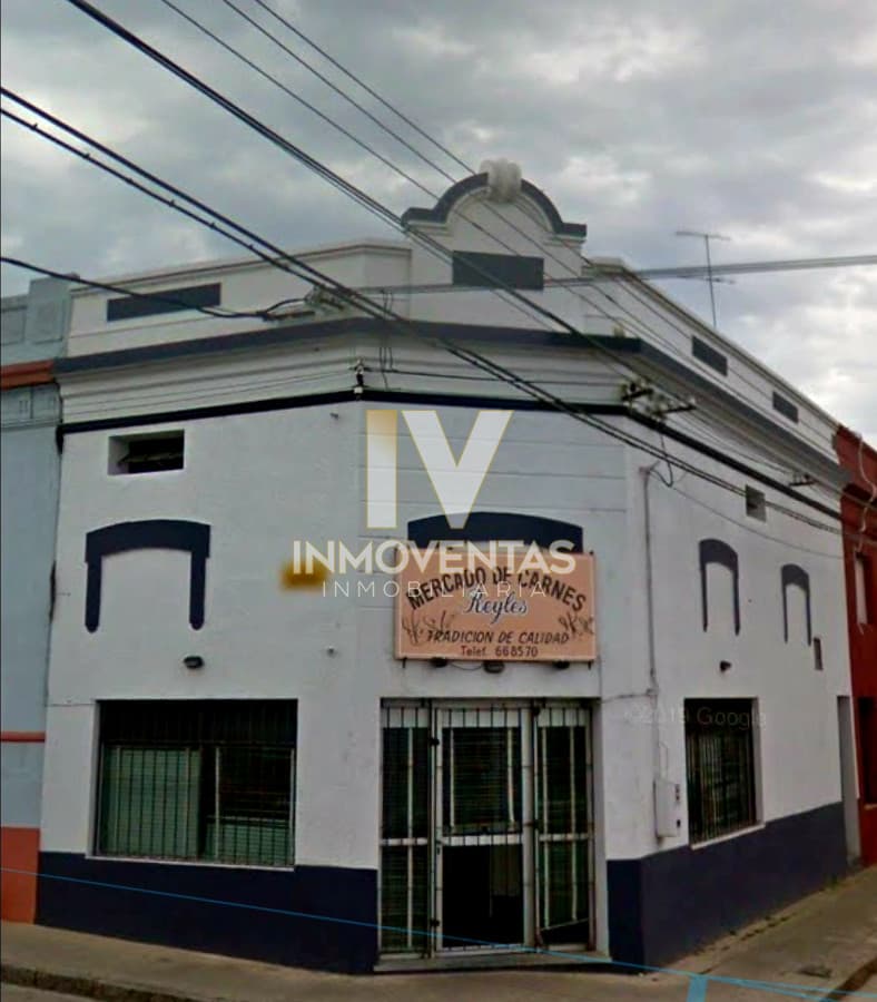 San Carlos Local esquinero