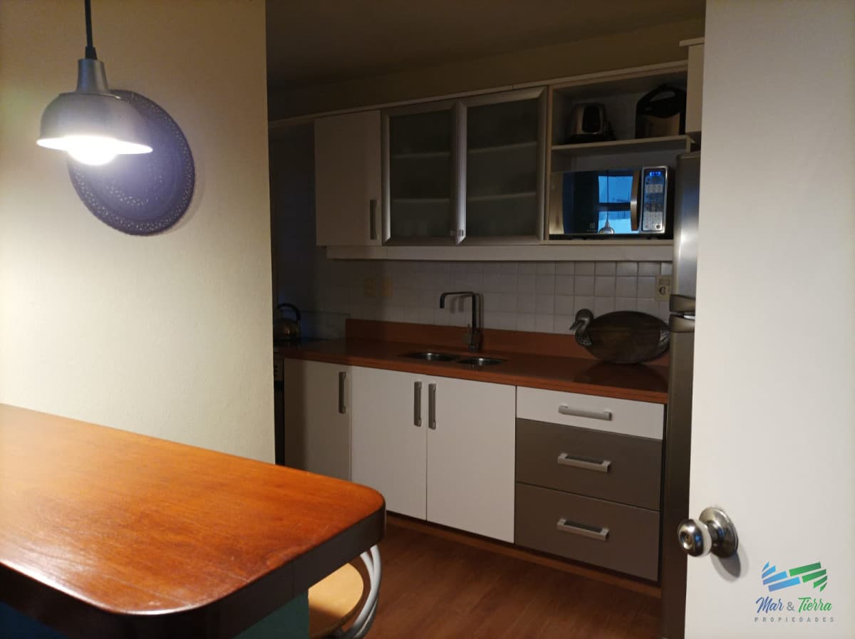 Alquilo Apartamento 3 dormitorios en Gorlero, Punta del Este.