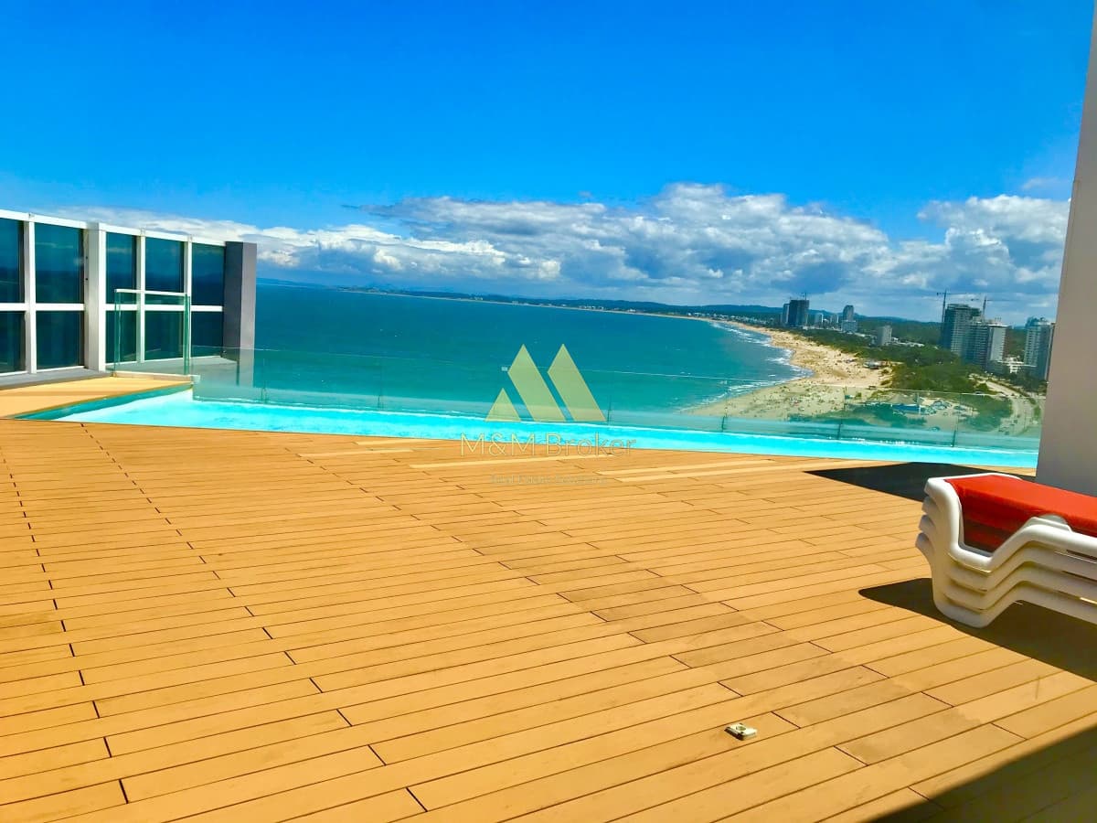 Apartamento ID.146 - Exclusivo Pent House en Playa Mansa