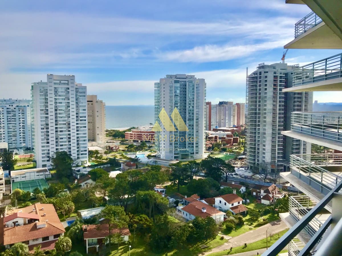 Apartamento ID.140 - Venta departamento en Playa Mansa, 2 suites