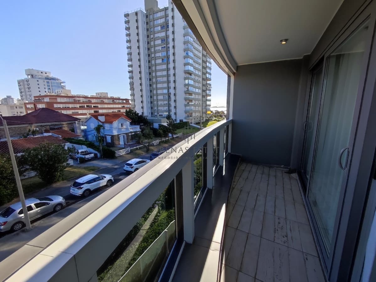 Apartamento ID.702 - Apartamento en venta en Punta Este