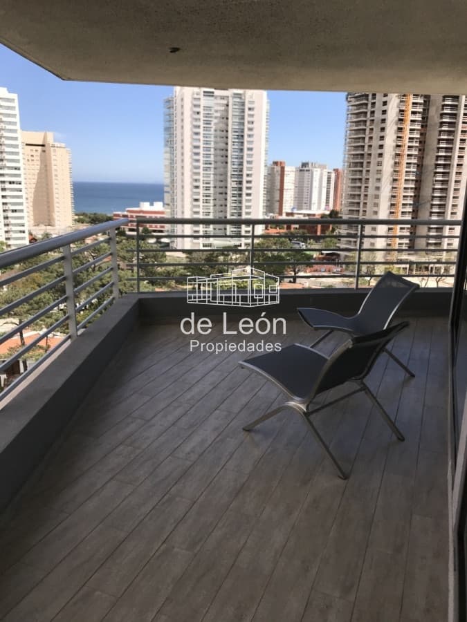Departamento esquinero de 2 dormitorios con vistas panorámicas y amenities de lujo