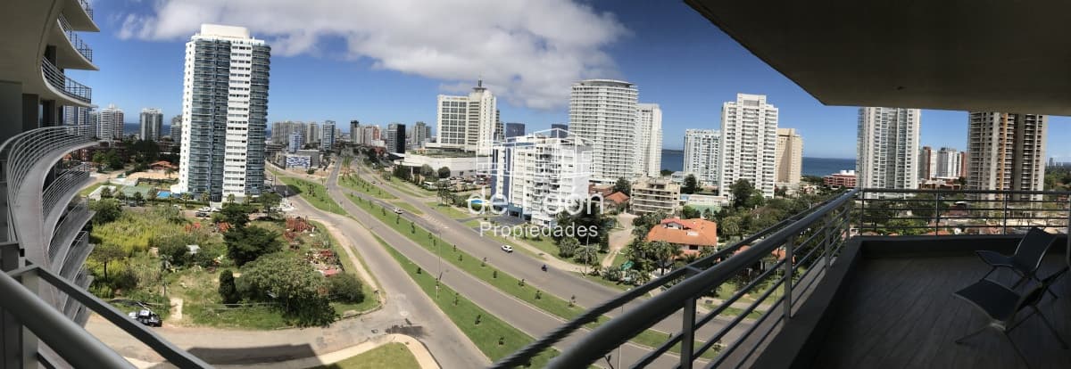 Departamento esquinero de 2 dormitorios con vistas panorámicas y amenities de lujo