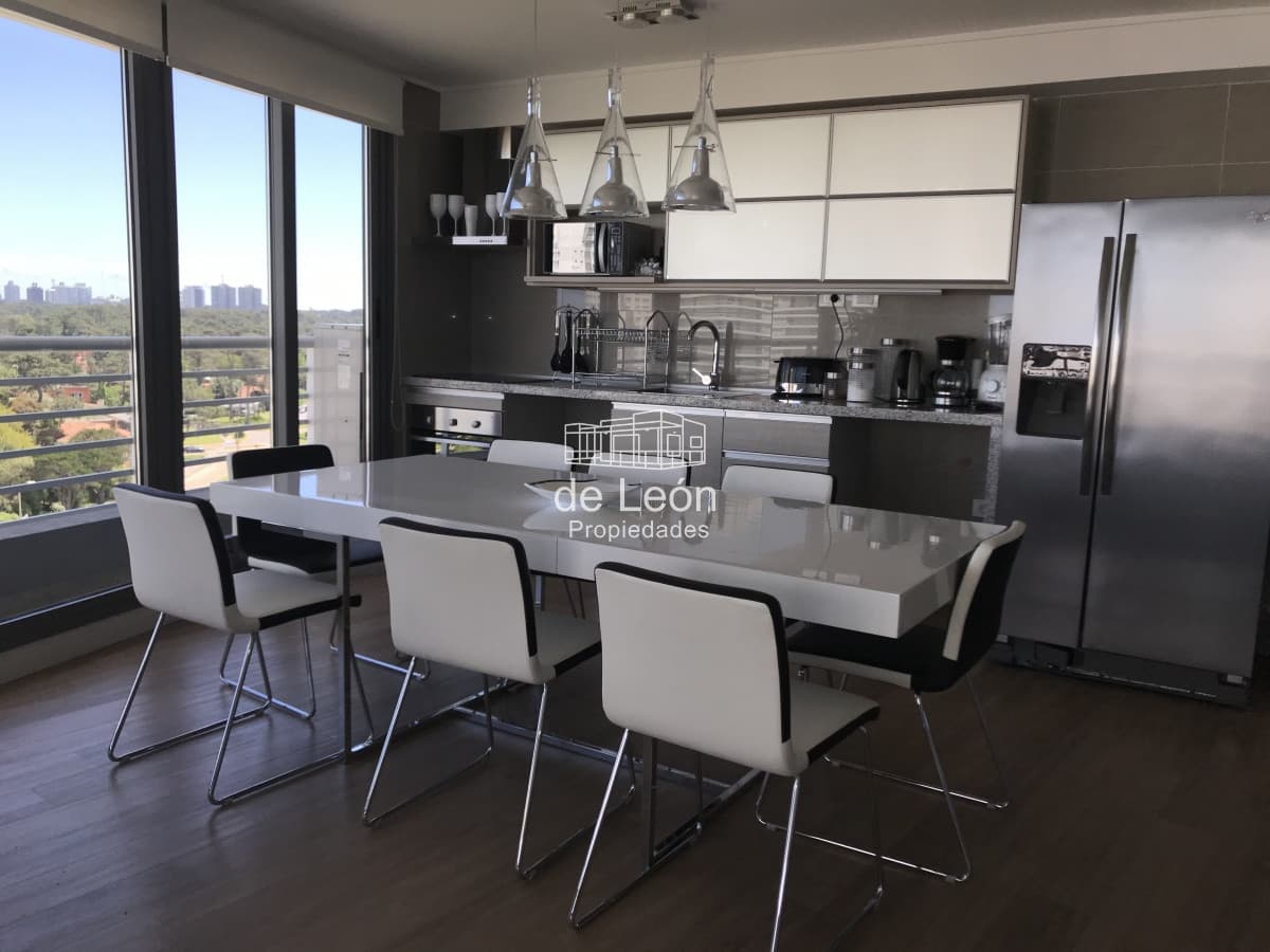 Departamento esquinero de 2 dormitorios con vistas panorámicas y amenities de lujo