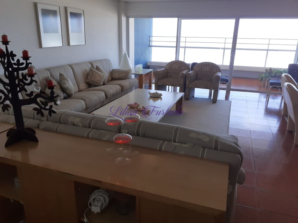 Apartamento con vista insuperable a la Brava y La Barra solo venta  - Lilian Furtado Negocios Inmobiliarios