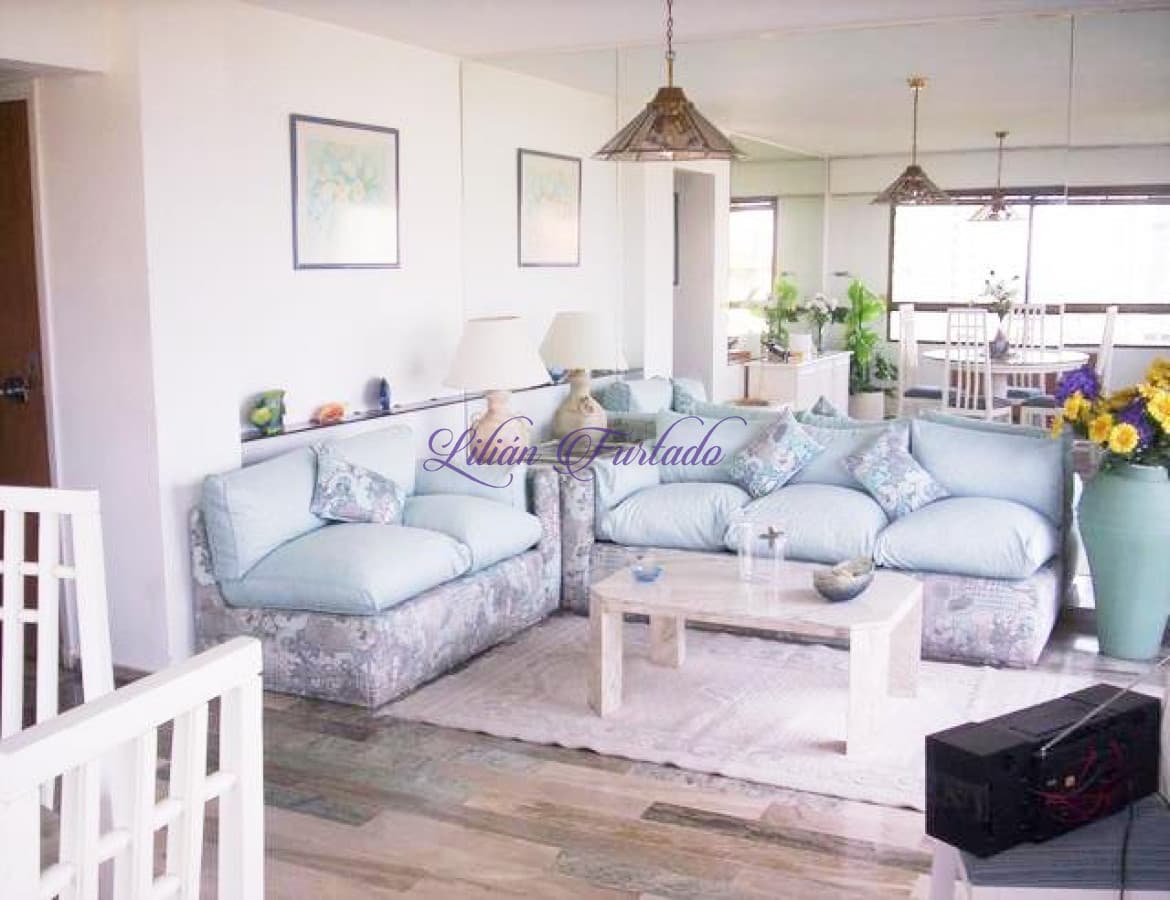 EN VENTA Y ALQUILER GRAN DEPARTAMENTO FRENTE AL MAR DE BRAVA PUNTA DEL PUNTA - Lilian Furtado Negocios Inmobiliarios