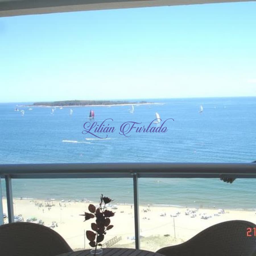 AQUARELA ALQUILER TEMPORADA ANUAL E INVERNAL--EXCELENTE APTO CON TODA LA VISTA A LA MANSA  PUNTA DEL ESTE - Lilian Furtado Negocios Inmobiliarios