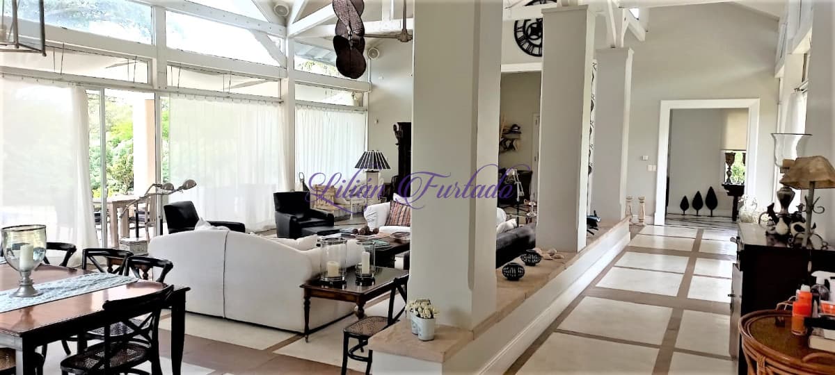 VENTA EXCEPCIONAL CASA EN LA BARRA - Lilian Furtado Negocios Inmobiliarios