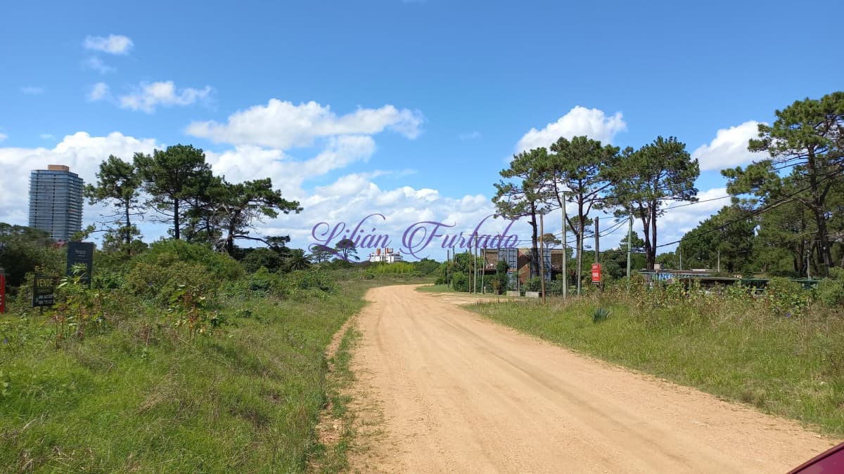 VENTA 1001 m2 EN RINCÓN DEL INDIO -PUNTA DEL ESTE - Lilian Furtado Negocios Inmobiliarios