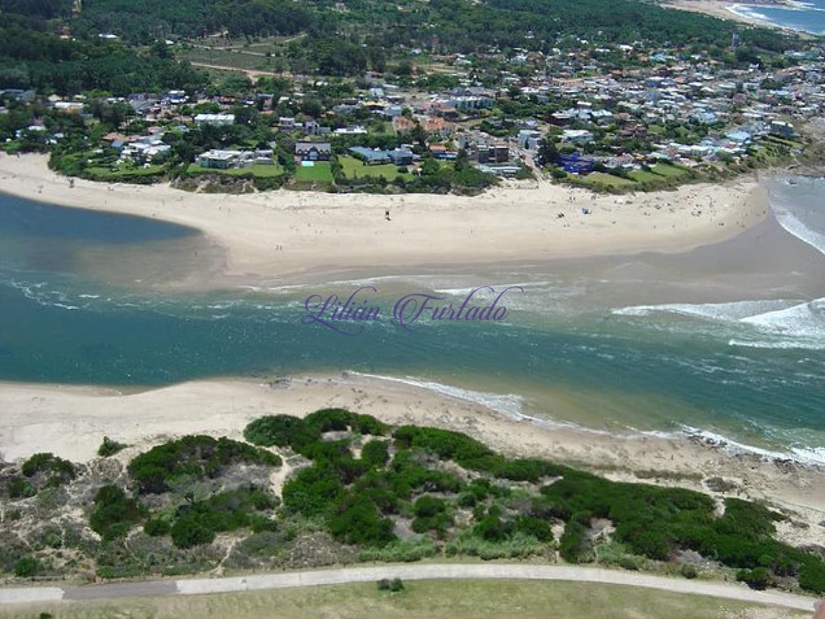Terreno Miramar Acres 900 mtx2 - Lilian Furtado Negocios Inmobiliarios