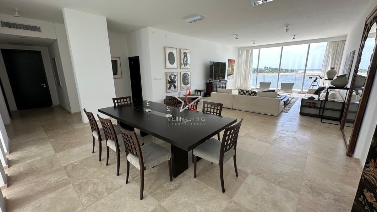 Penthouse en la Barra  - Bintang Propiedades