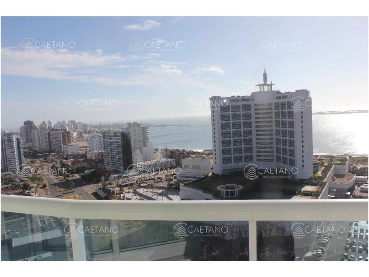apartamento con vista a playa mansa