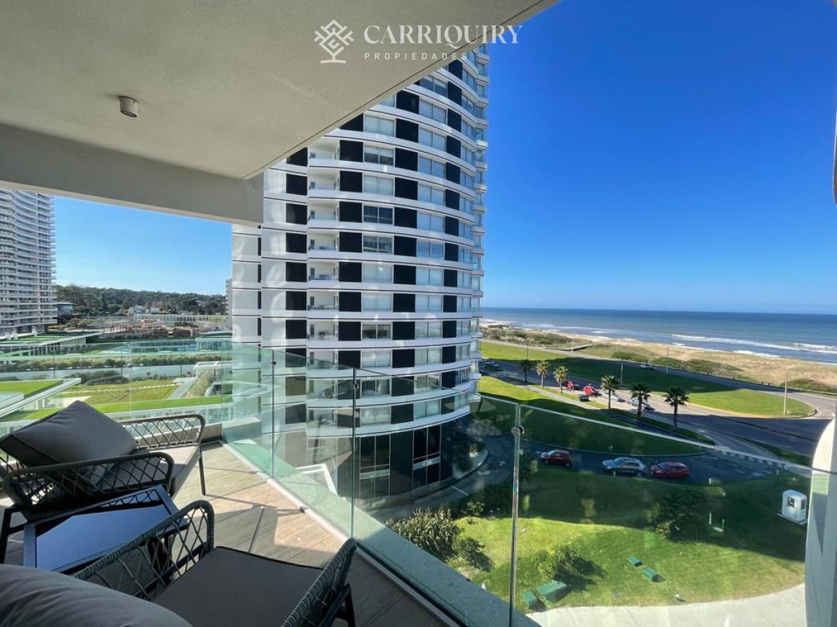 Apartamento venta 2 dormiotiros en torre Trump  -