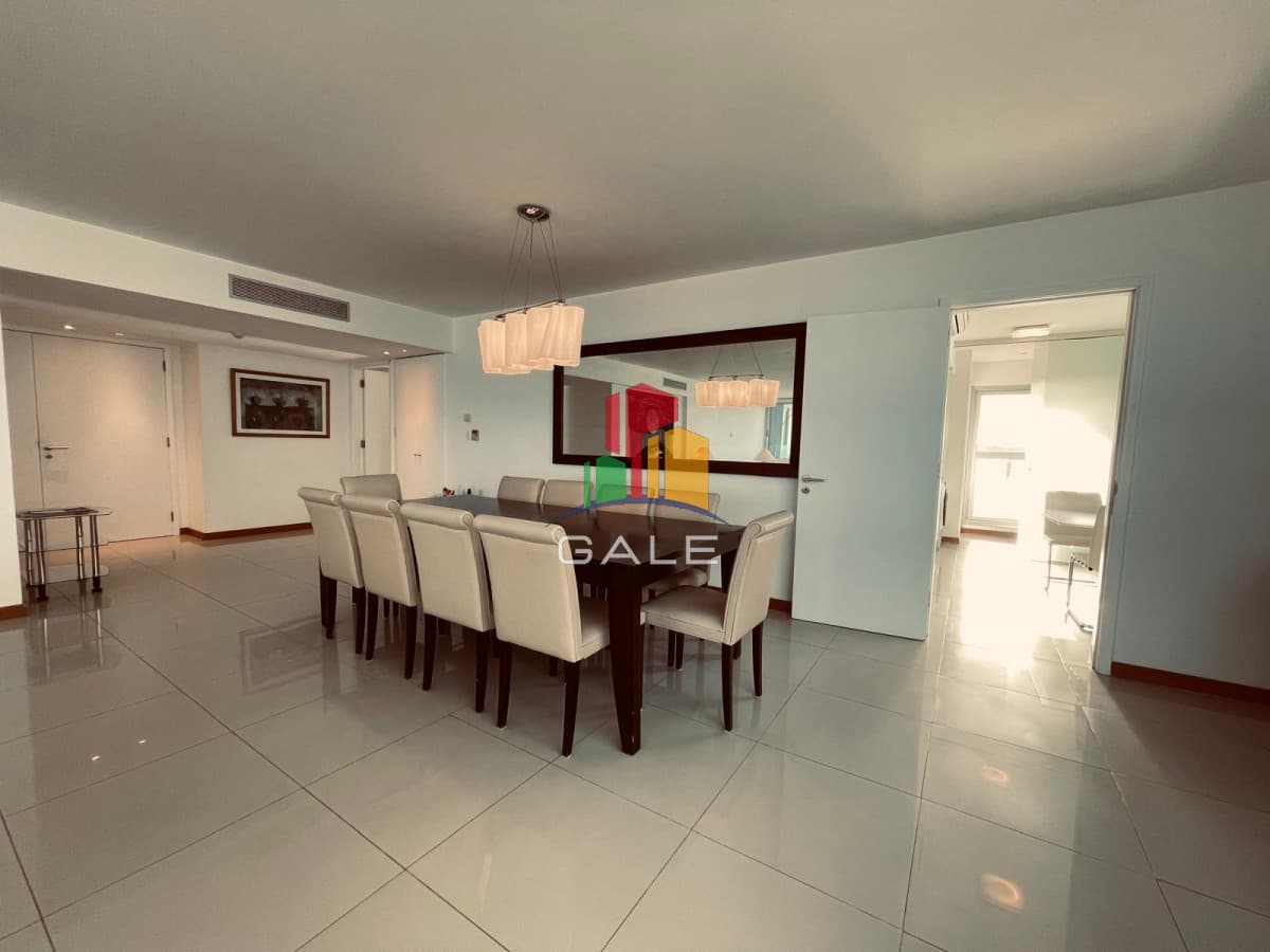 Gale Propiedades & Escribanía Apartamento ID.3113 - ALQUILER POR TEMPORADA DE APARTAMENTO EN TORRE DE CATEGORIA PRIMERA LINEA BRAVA