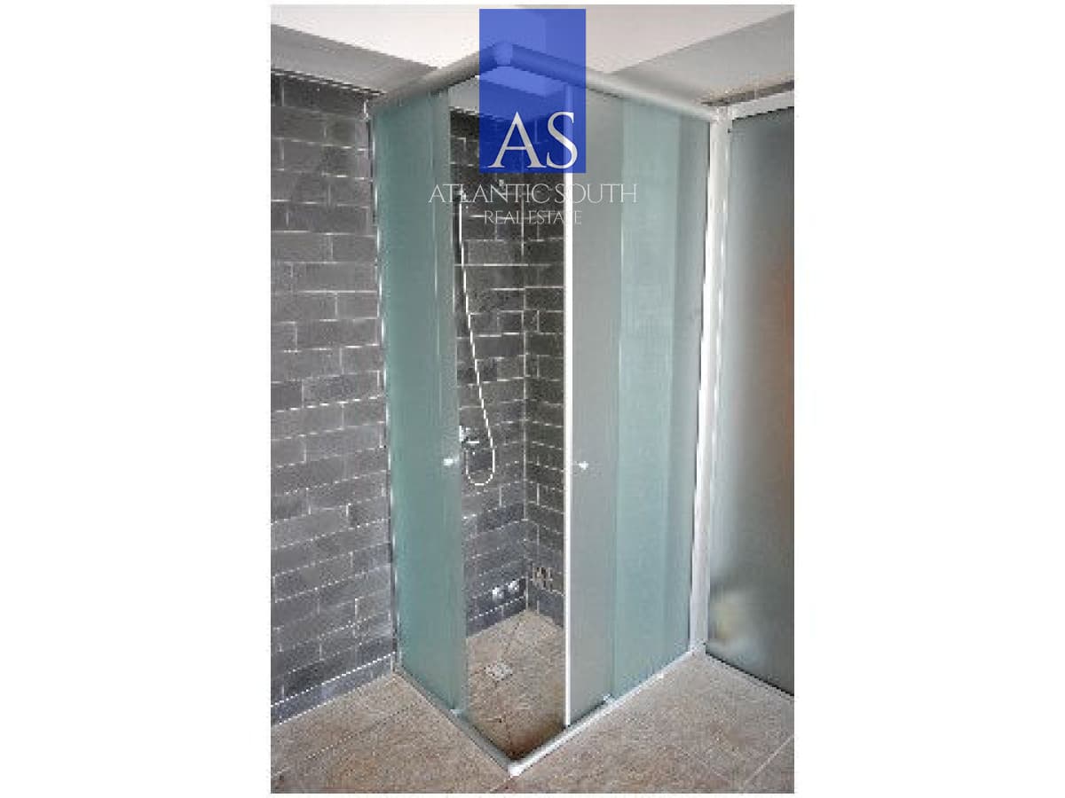 Apartamento 2 dormitorios edificio moderno excelentes servicios y gastos bajos