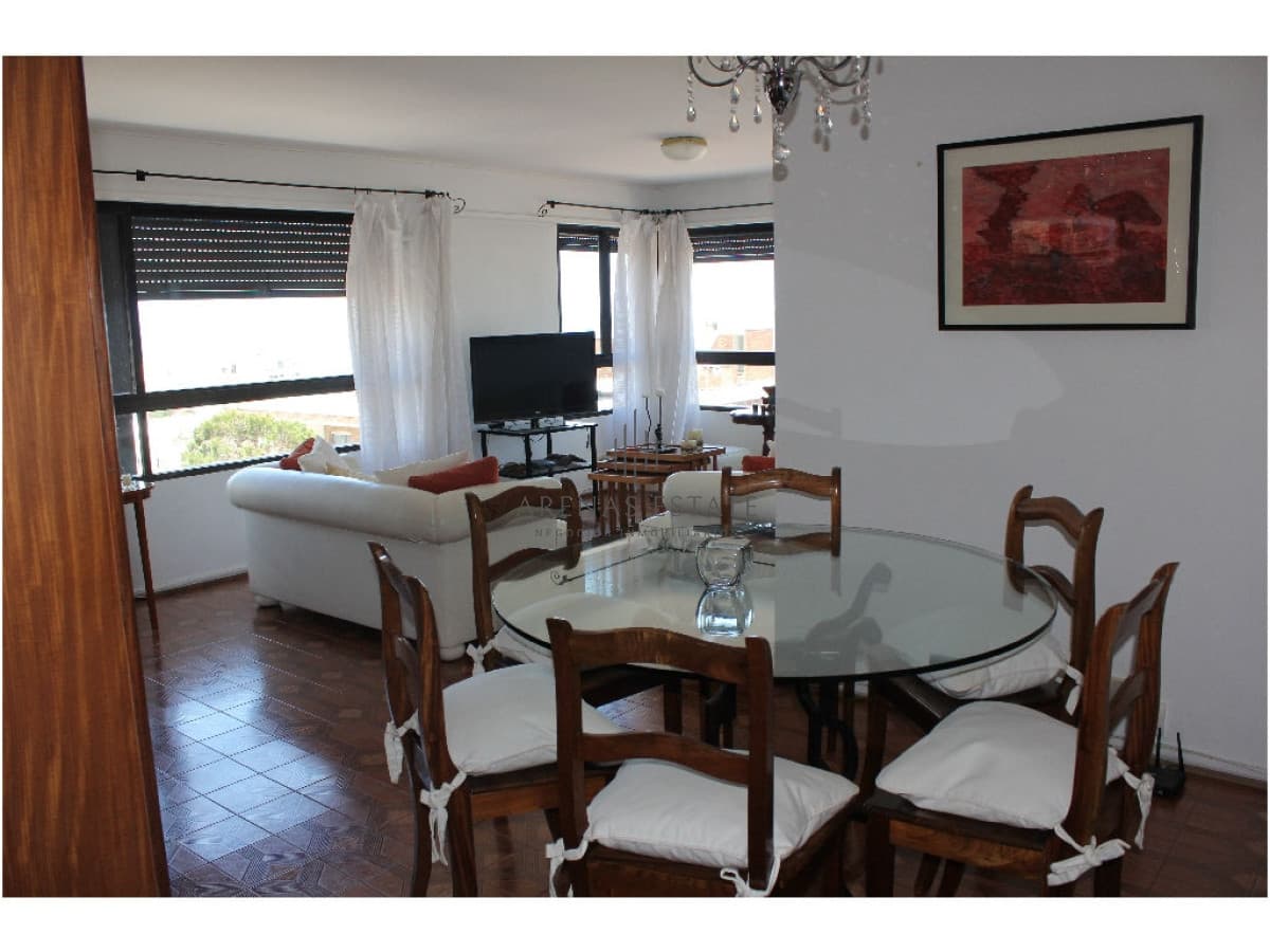 Apartamento ID.2780 -  Peninsula. 3 dormitorios, 1 en suite y dependencia