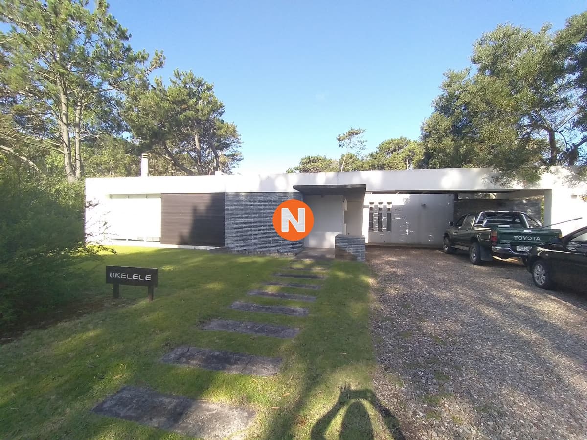 Muy linda casa en la barra