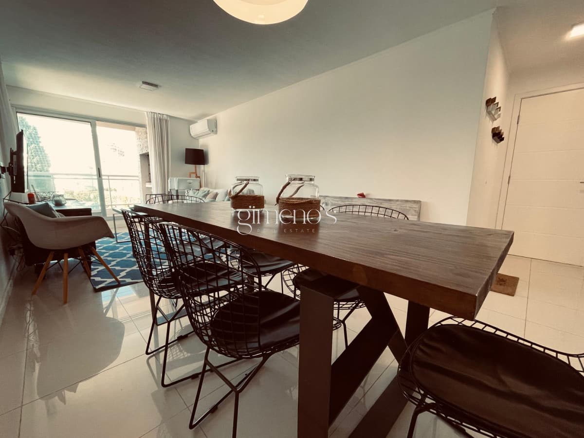 Apartamento de 3 Dormorios en Venta - Punta del Este - Aidy Grill