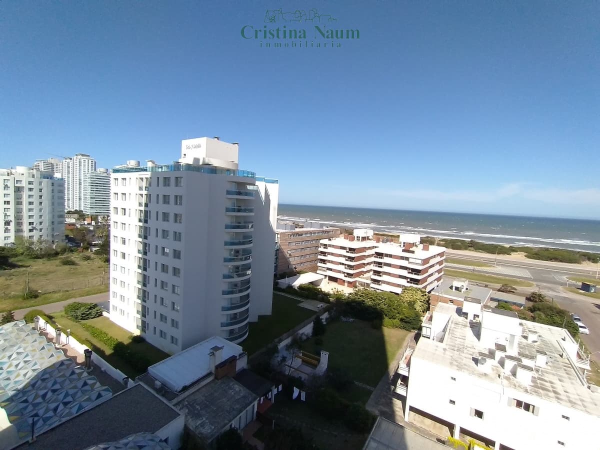 apartamento en playa brava