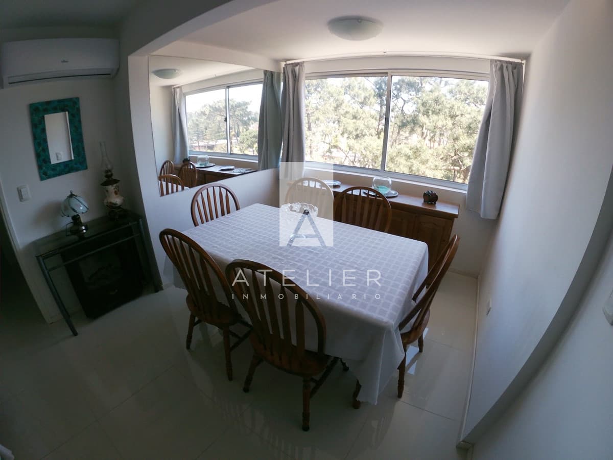 Venta de apartamento 2 dormitorios, oportunidad, Punta del Este