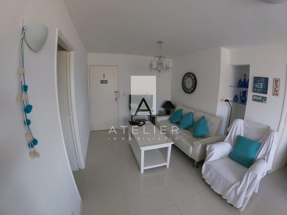 Venta de apartamento 2 dormitorios, oportunidad, Punta del Este