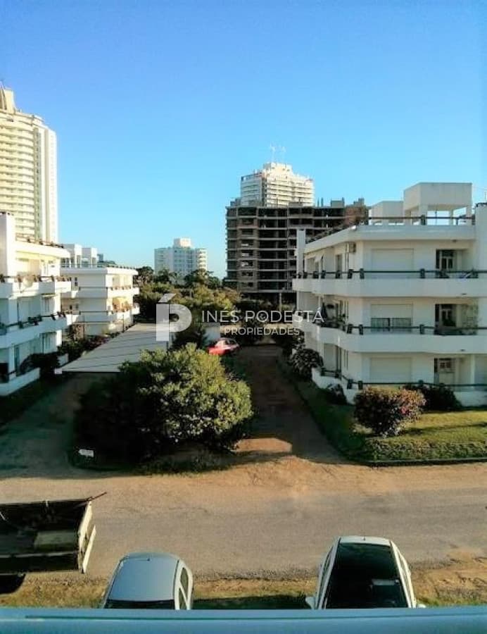 Apartamento en Alquiler, 2 Dormitorios.