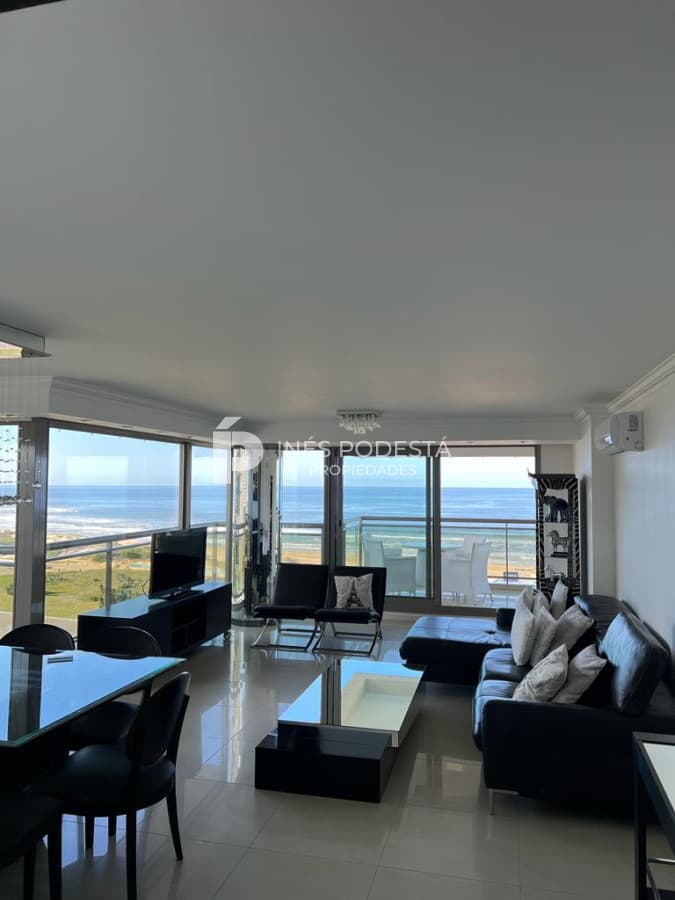 Apartamento ID.5169 - Apartamento en Venta , Brava, Punta del Este, 3 Dormitorios + dependencia