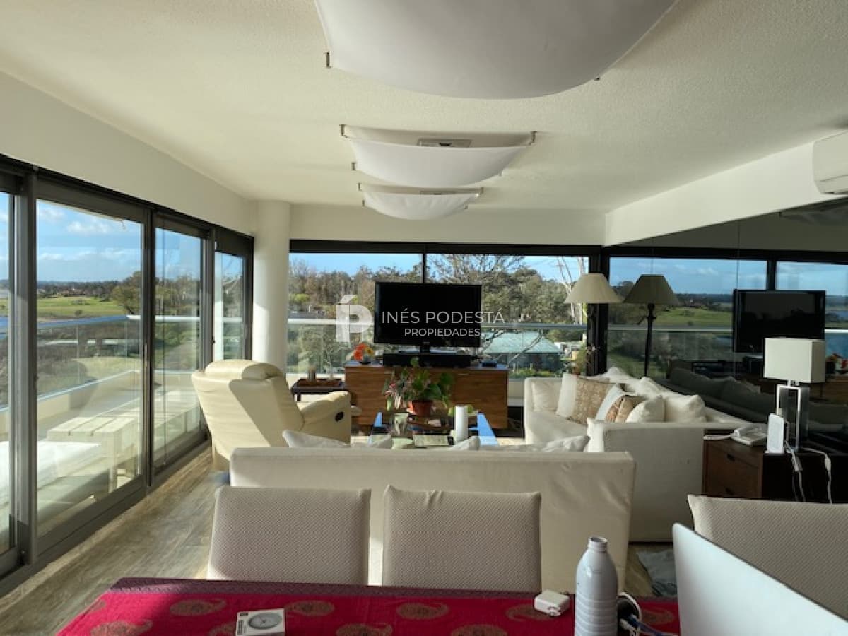 Apartamento ID.37306 - Venta Pent House 4 dormitorios Punta del Este