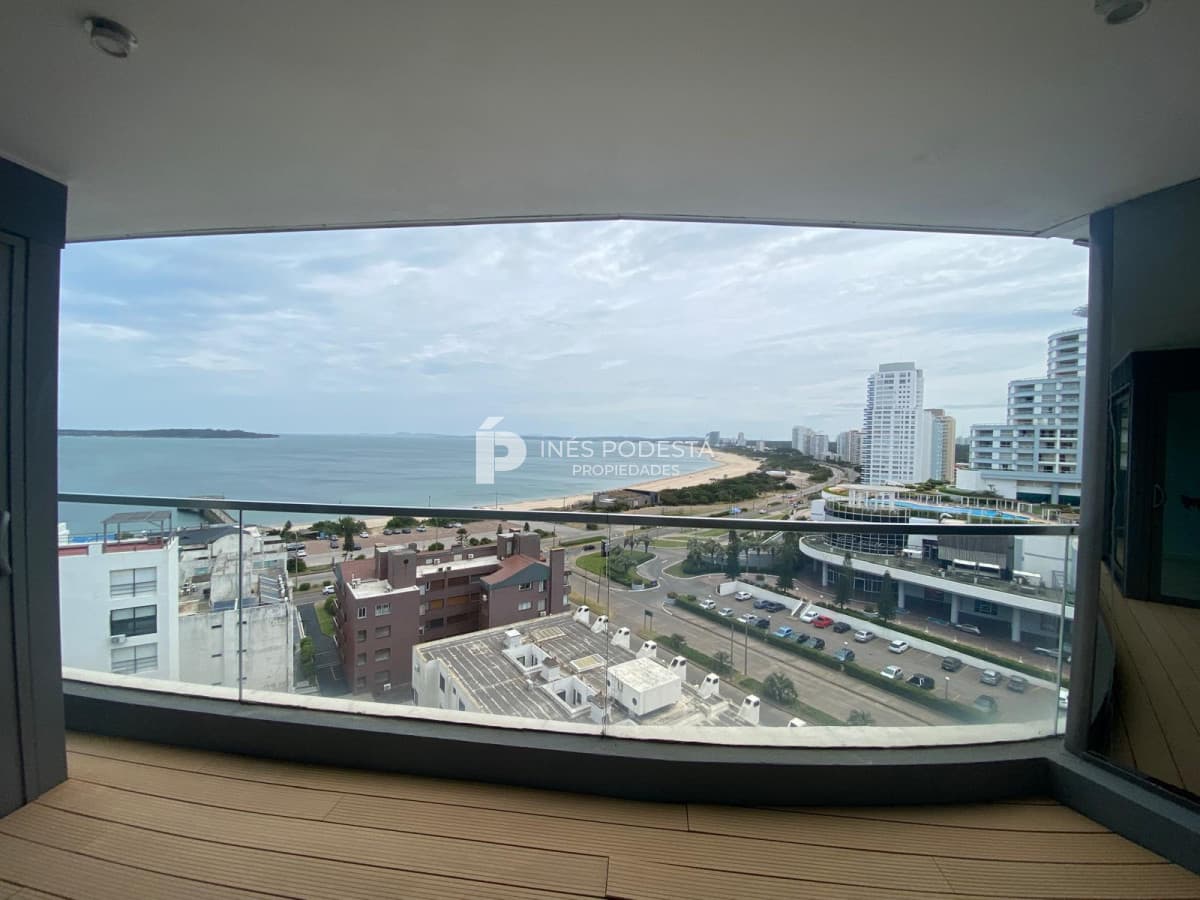 Apartamento ID.7472 - Apartamento en Venta 3 Dormitorios Punta del Este