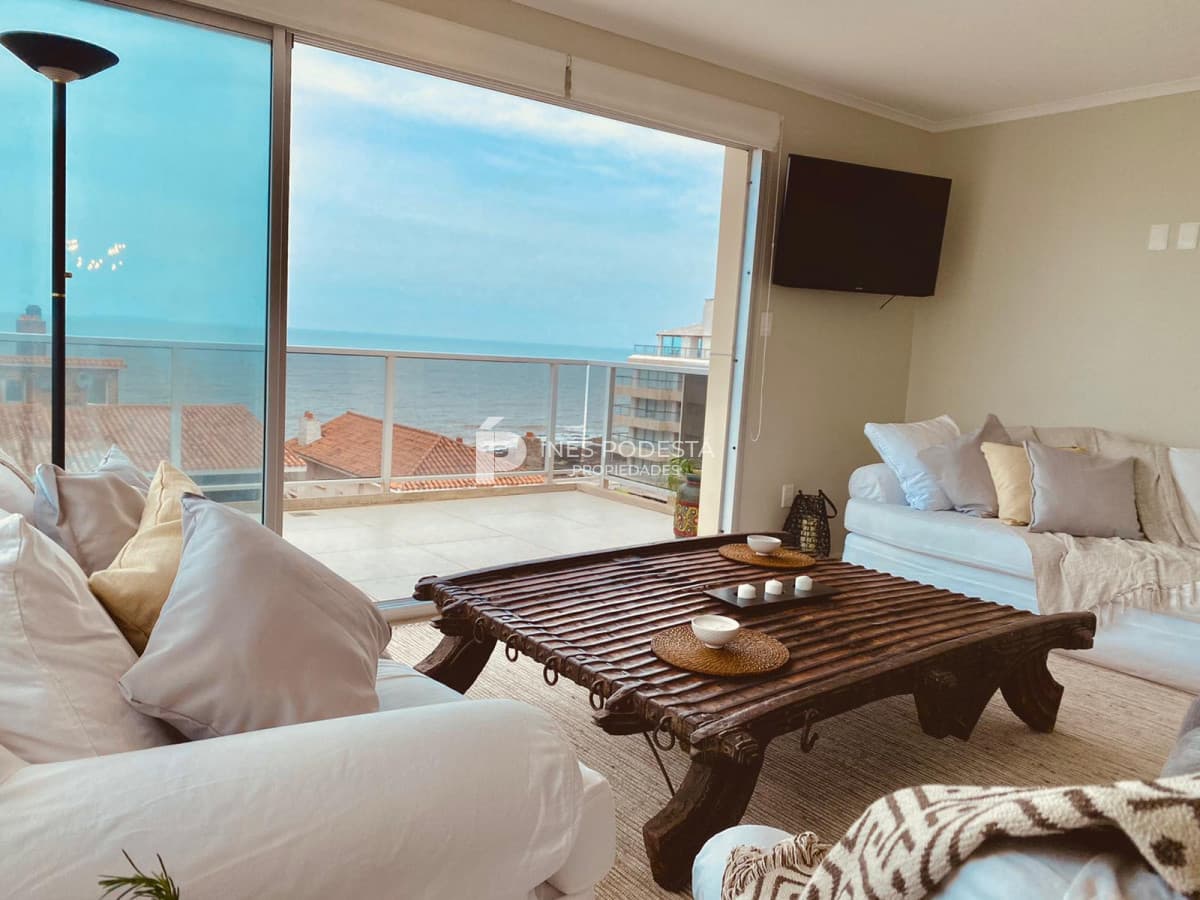 Apartamento en alquiler de 3 dormitorios Punta del Este