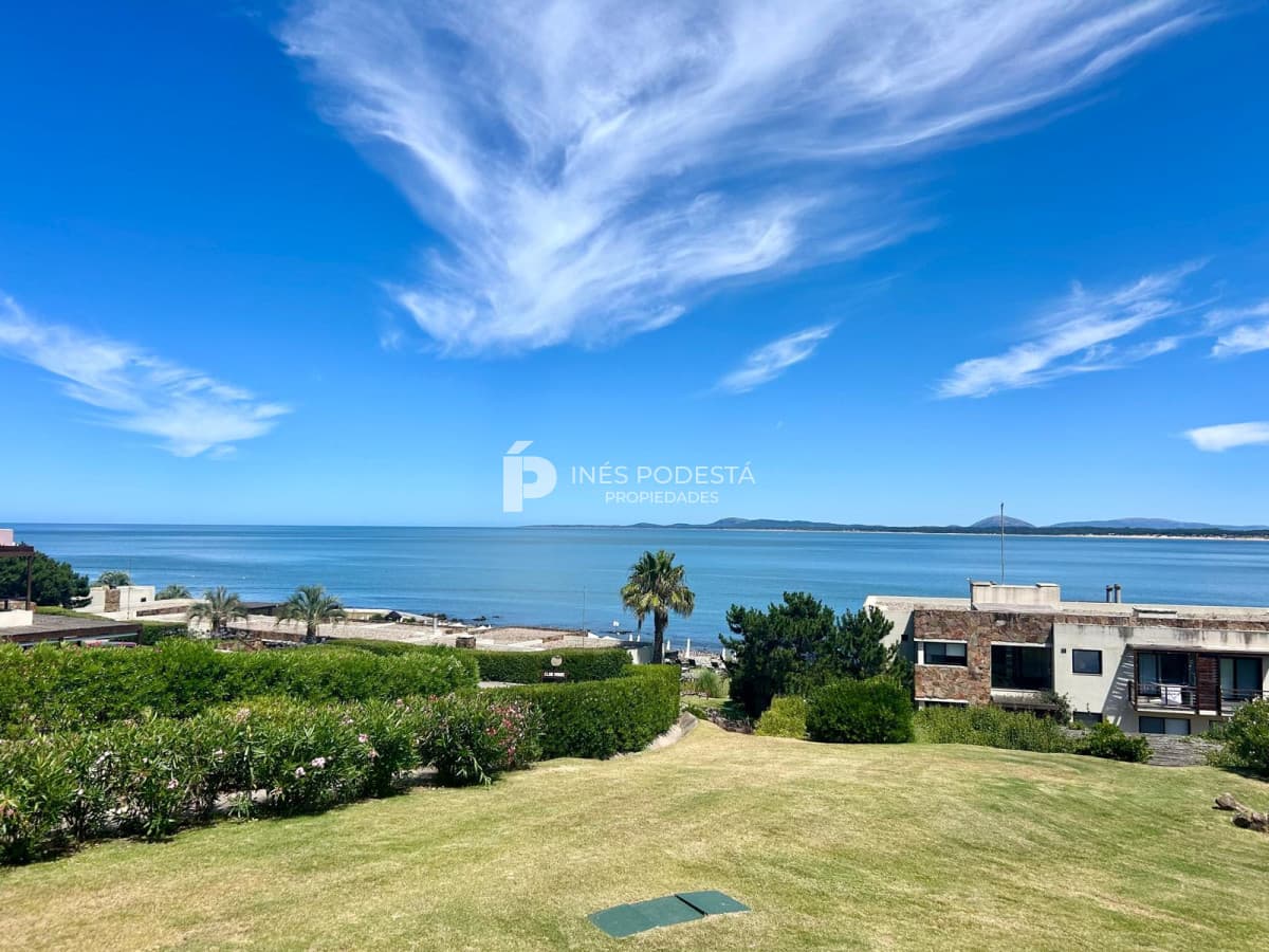 Apartamento ID.41222 - Venta  4 dormitorios y 3 baños