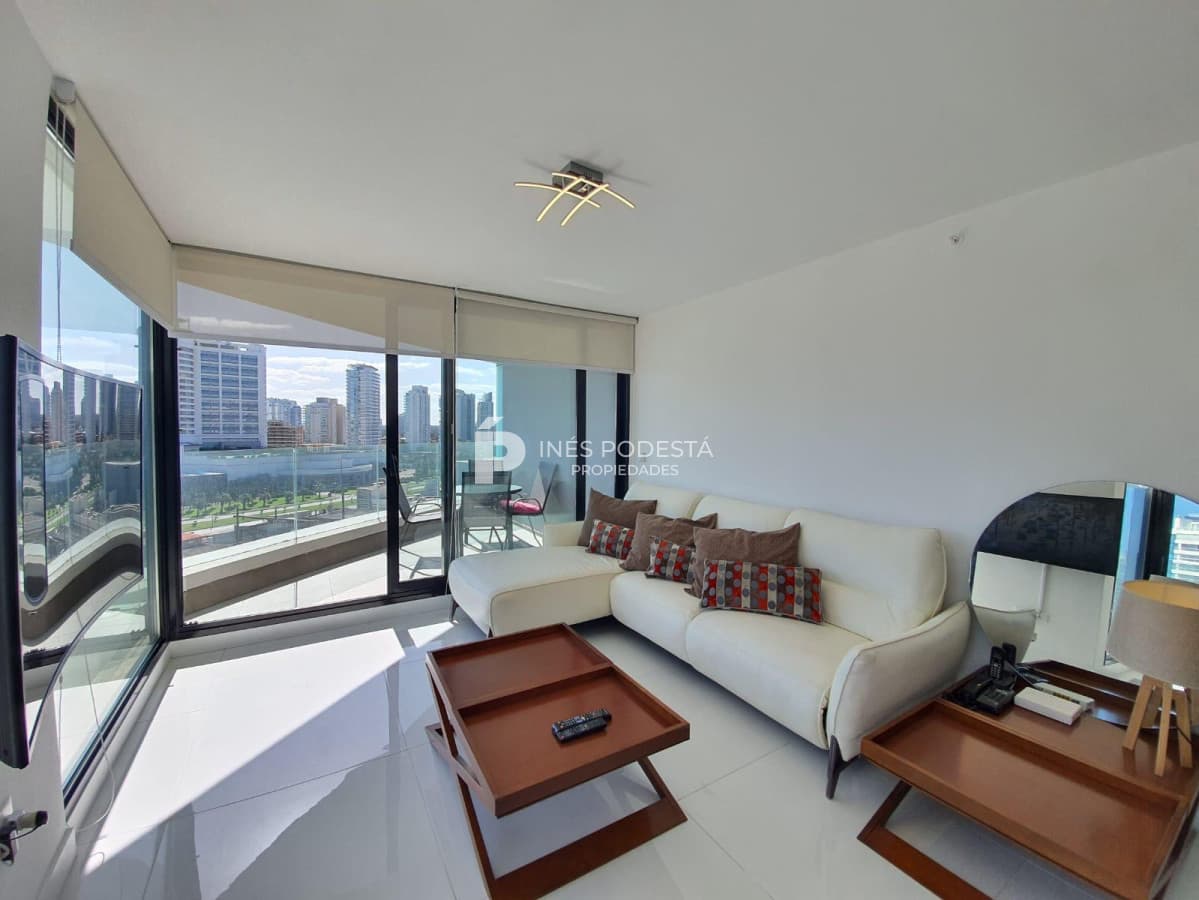 Apartamento ID.8226 - Apartamento en Venta, 3 Dormitorios