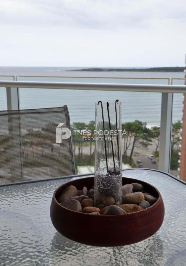 Apartamento en Alquiler, Mansa, Punta del Este, 3 Dormitorios.