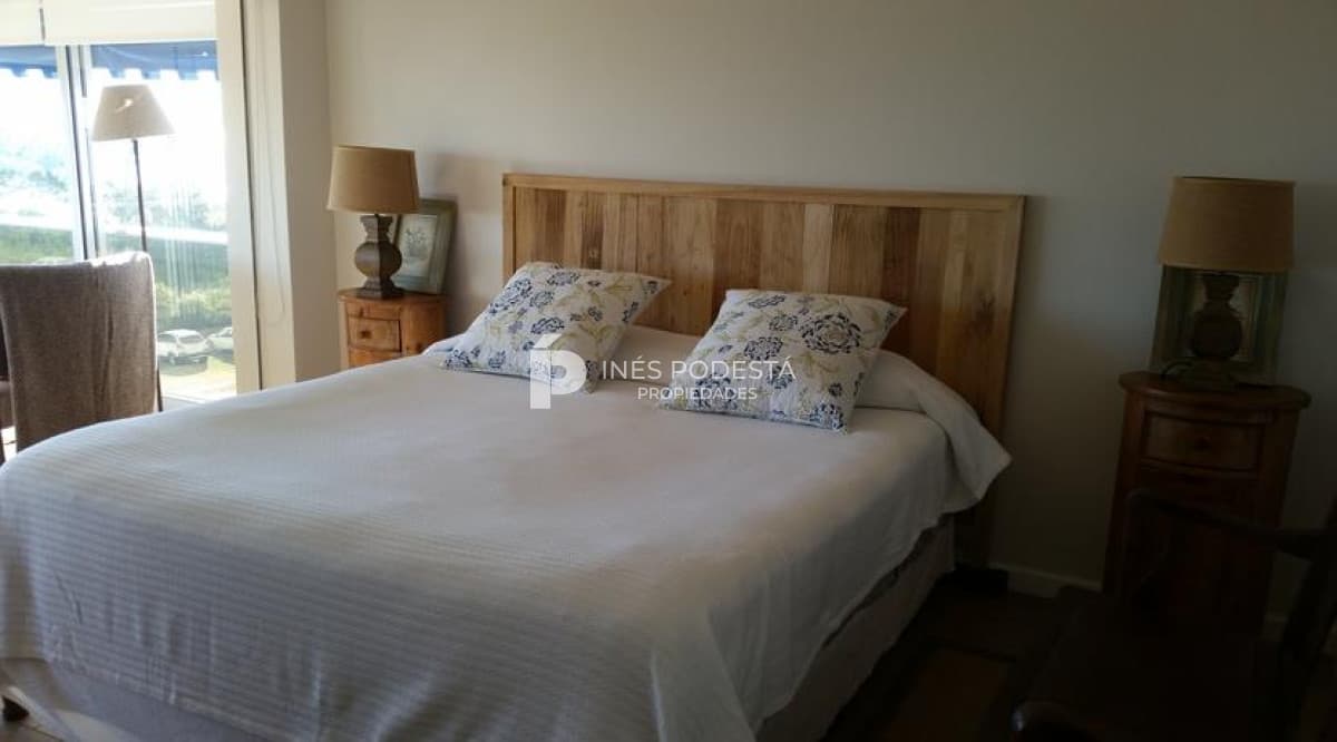 Alquiler departamento con 3 dormitprps  y dependencia de servicio