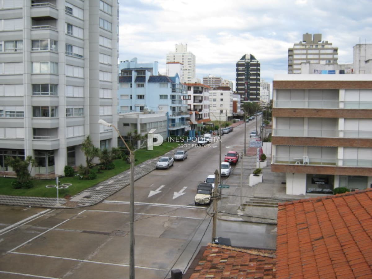 Apartamento ID.5042 - Apartamento en Península de 2 dormitorios