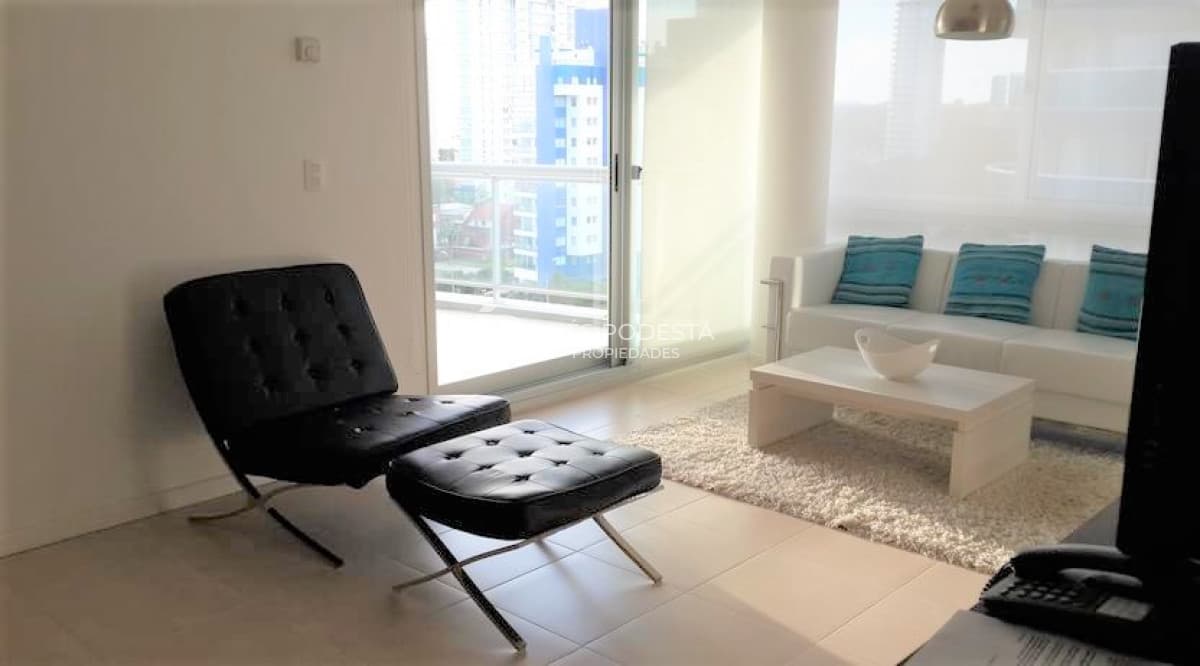Apartamento en Alquiler, Mansa, Punta del Este, 3 Dormitorios.