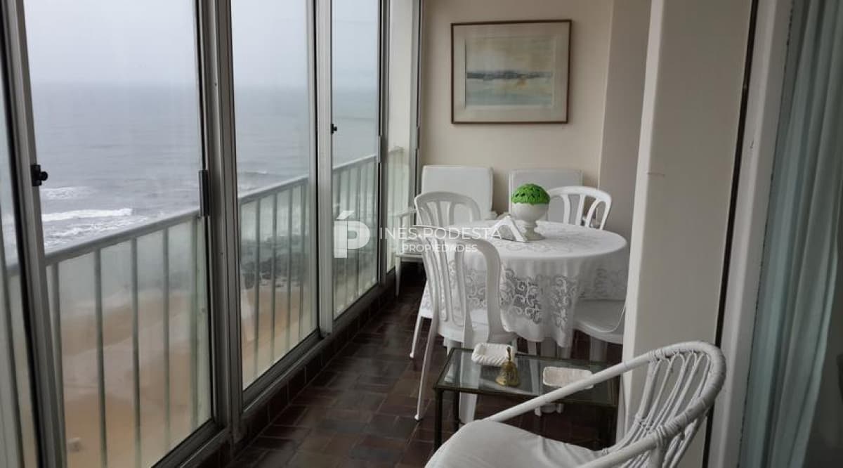 Apartamento ID.6403 - Venta apartamento 4 dormitorios frente al mar Brava
