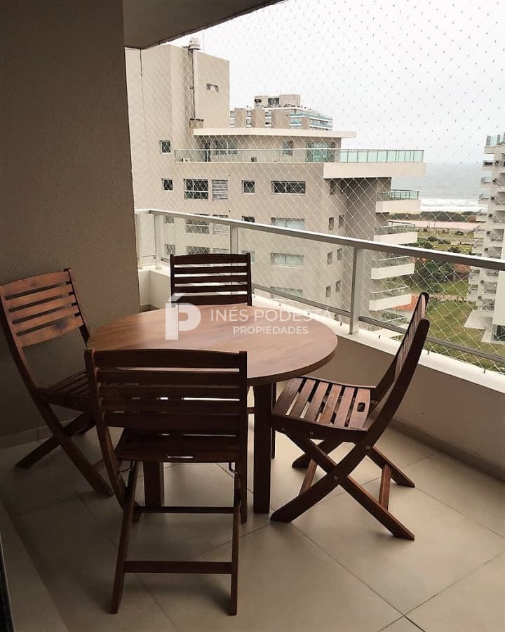 Apartamento ID.6921 - 2 Dormitorios y terraza con parrillero propio