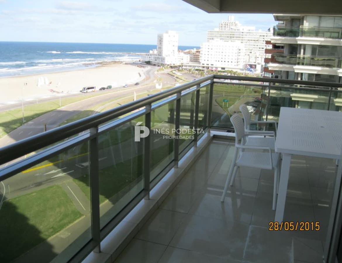 Apartamento ID.7095 - Apartamento en Venta y Aqluiler, Brava, Punta del Este, 3 Dormitorios.