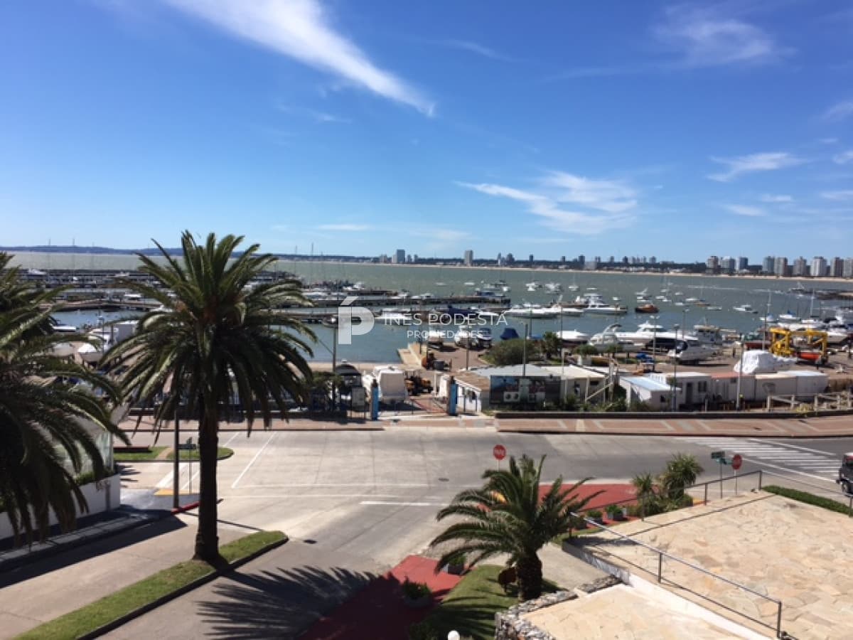 Apartamento en Alquiler, Peninsula, Punta del Este, 2 Dormitorios.