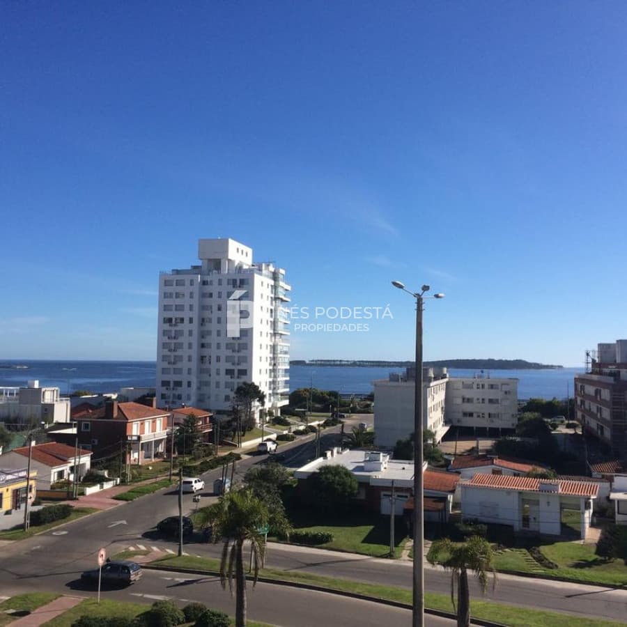 Departamento en alquiler de 2 dormitorios en Punta del Este