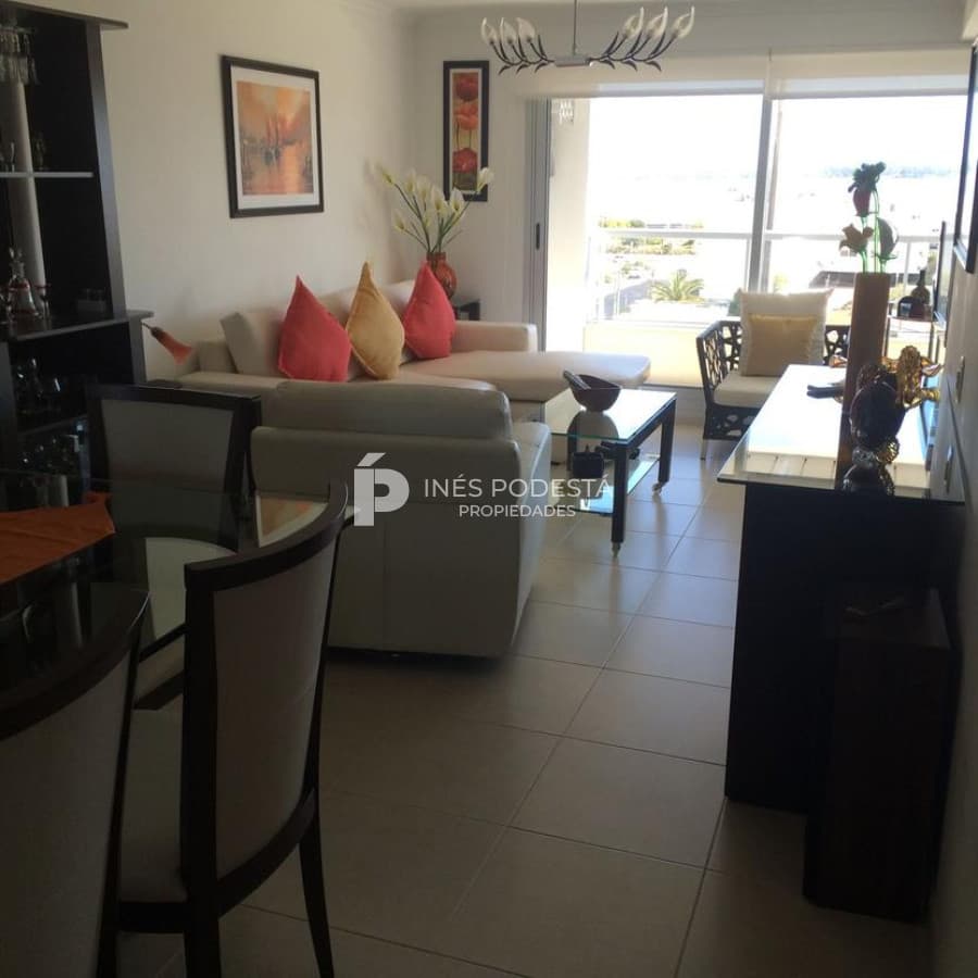 Departamento en alquiler de 2 dormitorios en Punta del Este