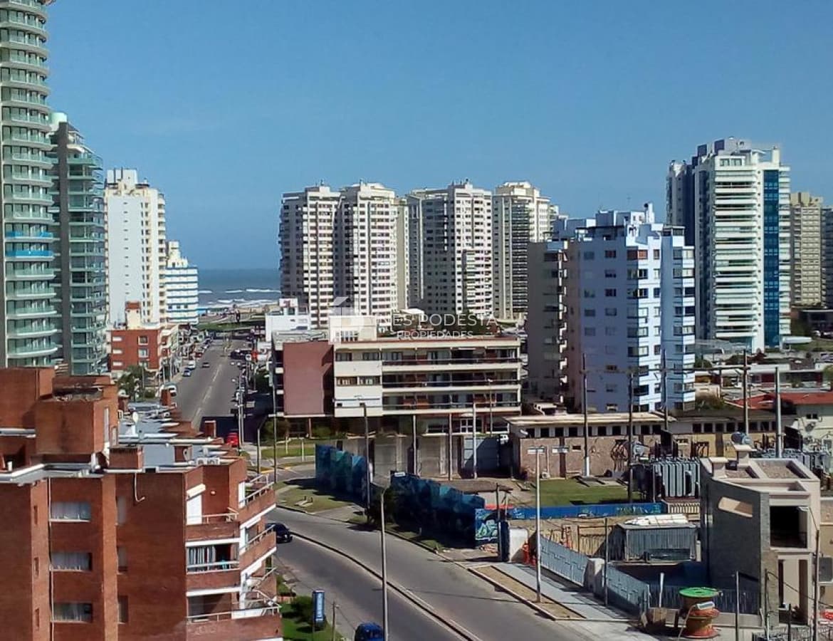 Apartamento en Alquiler, Mansa , 3 Dormitorios.