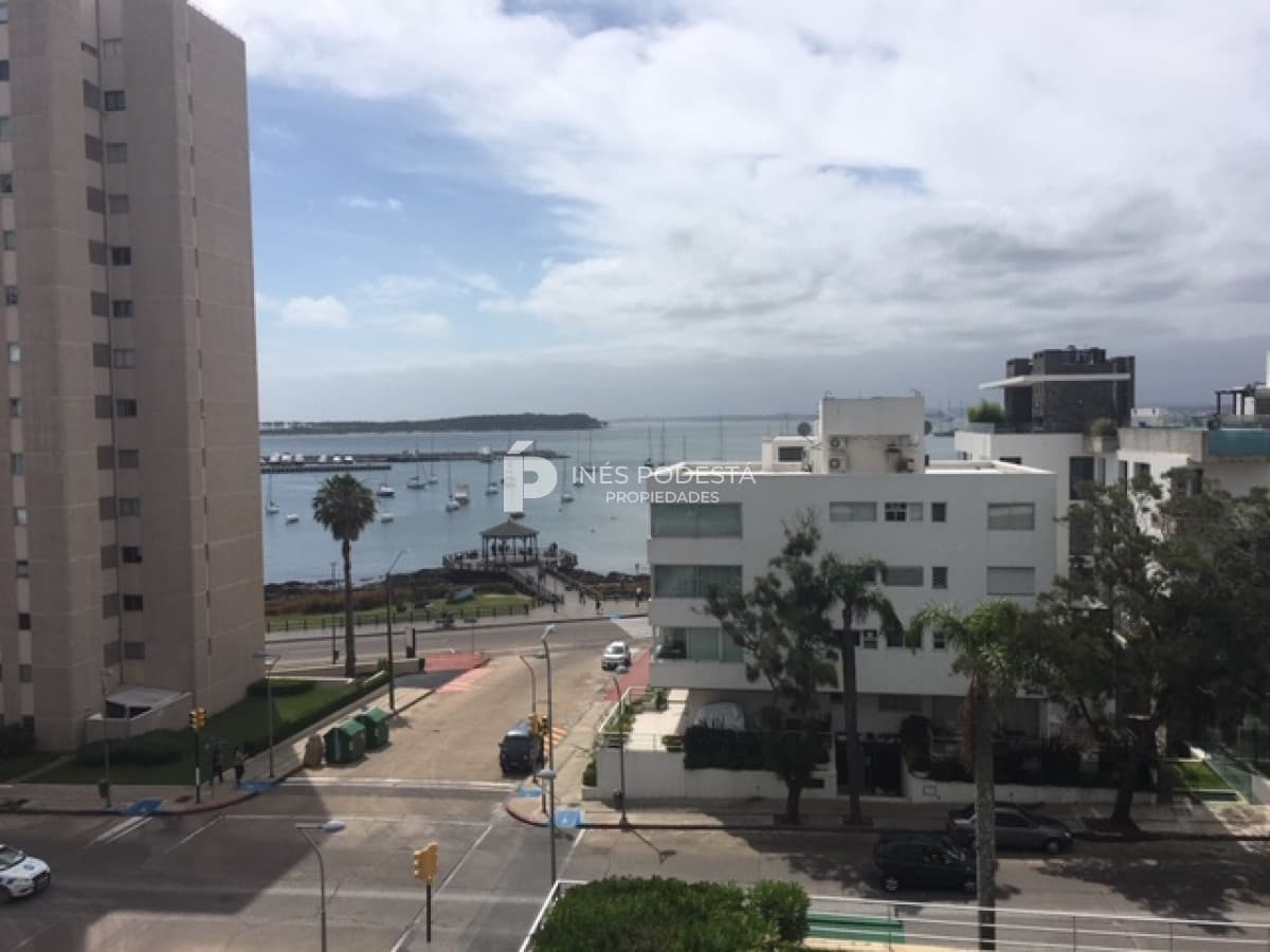 Apartamento en Alquiler, Peninsula, Punta del Este, 3 Dormitorios.