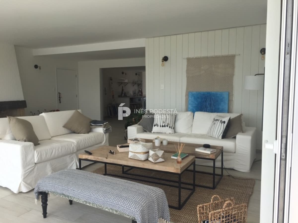 Apartamento en Alquiler, Peninsula, Punta del Este, 3 Dormitorios.