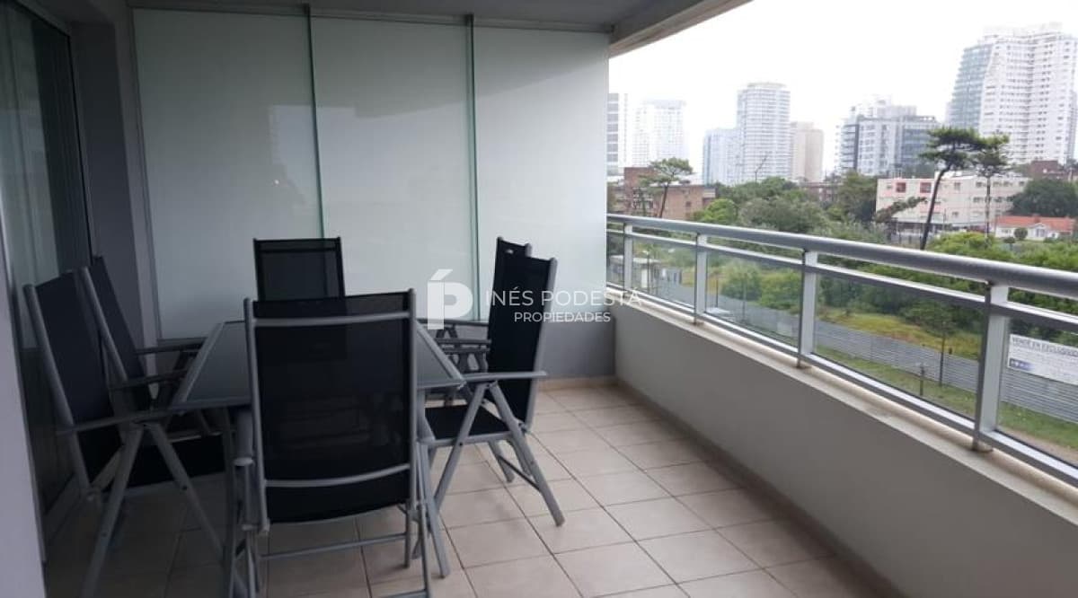 Apartamento en Alquiler, 3 Dormitorios Brava