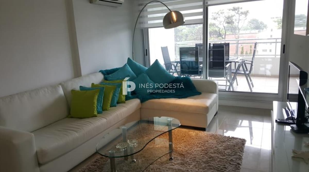 Apartamento en Alquiler, 3 Dormitorios Brava