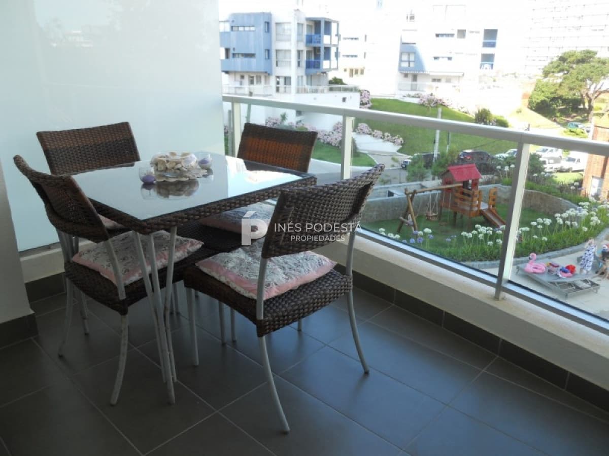 Venta y alquiler Departamento de 2 dormitorios