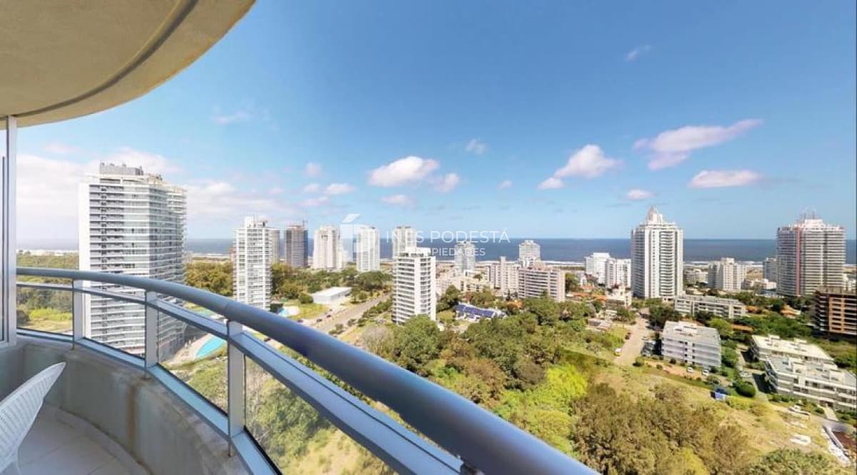 Apartamento en Alquiler de 2 Dormitorios, Brava