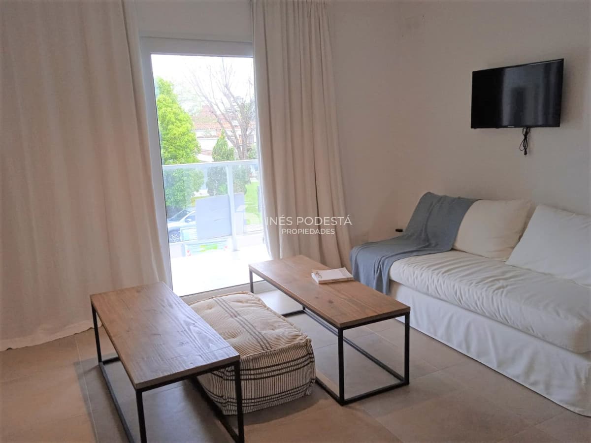 Apartamento ID.37156 - PINARES EN VENTA  1 dormitorio